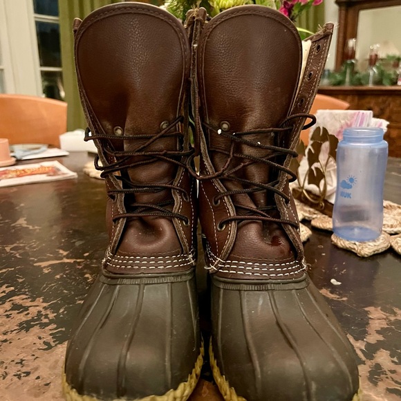 L.L. Bean Women’s Shearling-Lined Bean Boots Size 8 (fit like 8.5) - Picture 3 of 6